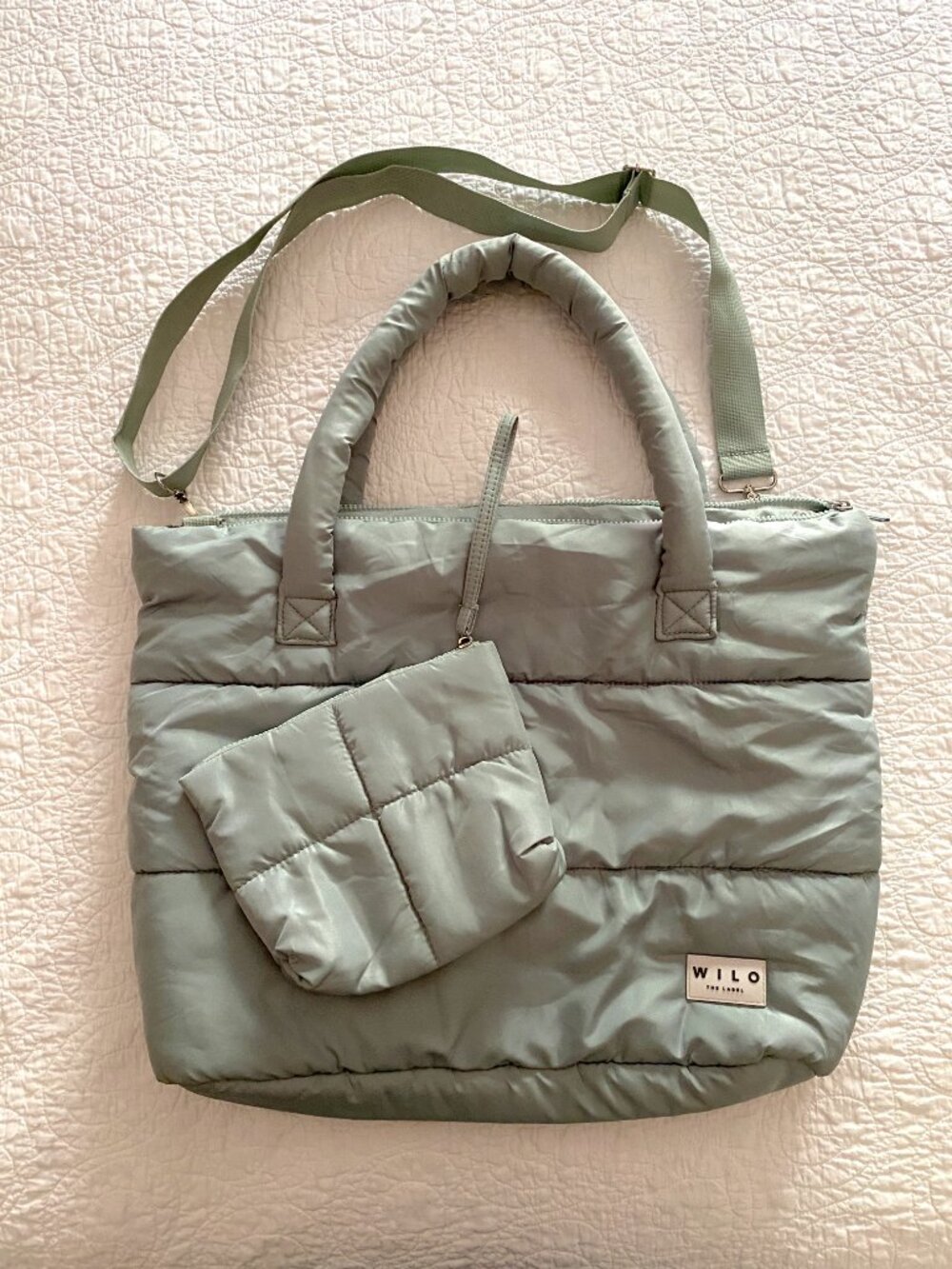 Wilo The Label - Light Sage Green Puffer Tote Bag + Matching Makeup Bag/Wristlet